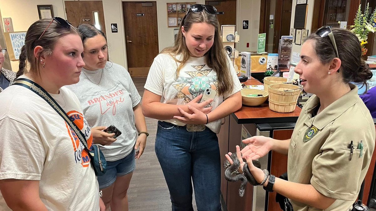 The Natural Resources Management program at the University of Tennessee at Martin now offers an Interpretation Certificate.  For more information about the curriculum see:  catalog.utm.edu/preview_progra…   Ready. Set. Soar!