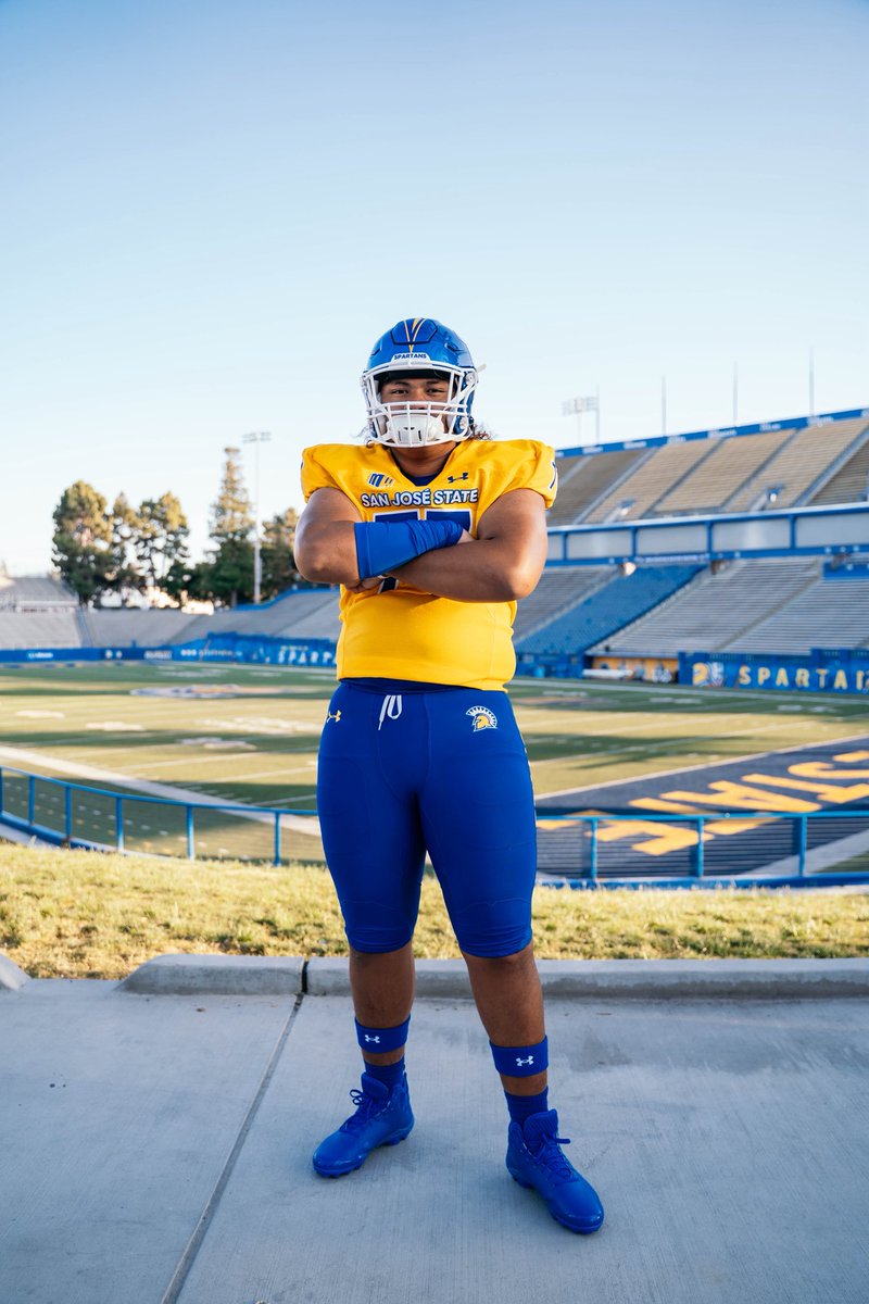 Andrew Vikena Latu (@vikena_la2) on Twitter photo Blessed to say that after my 2 years of serving the Lord full time, I will be attending San Jose State University🙏. #GOSPARTANS
#TONGANZ 🇹🇴
<a href="/BrandonHuffman/">Brandon Huffman</a> <a href="/VEE_Sports/">VEE Sports</a> <a href="/VCHSAthletics/">VCHS Athletics</a> <a href="/SanJoseStateFB/">San José State Football</a> <a href="/JohnEstes55/">John Estes</a> <a href="/TheBecaPerez/">Beca Perez</a> Blessed to say that after my 2 years of serving the Lord full time, I will be attending San Jose State University🙏. #GOSPARTANS
#TONGANZ 🇹🇴
<a href="/BrandonHuffman/">Brandon Huffman</a> <a href="/VEE_Sports/">VEE Sports</a> <a href="/VCHSAthletics/">VCHS Athletics</a> <a href="/SanJoseStateFB/">San José State Football</a> <a href="/JohnEstes55/">John Estes</a> <a href="/TheBecaPerez/">Beca Perez</a>