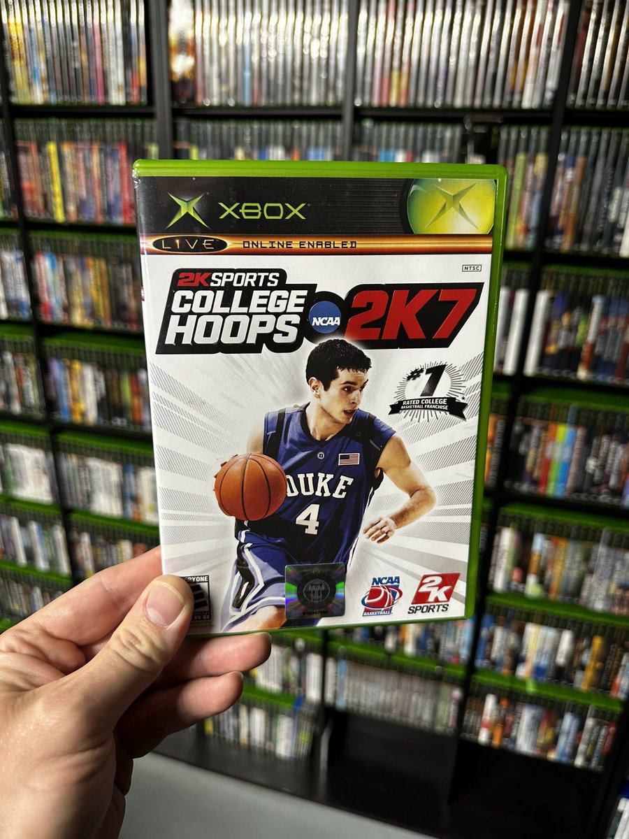 Gingervitus126's tweet image. I’m ALMOST done with my OG Xbox set
This damn sports game just HAD to be one of my last titles needed 🙄🙄