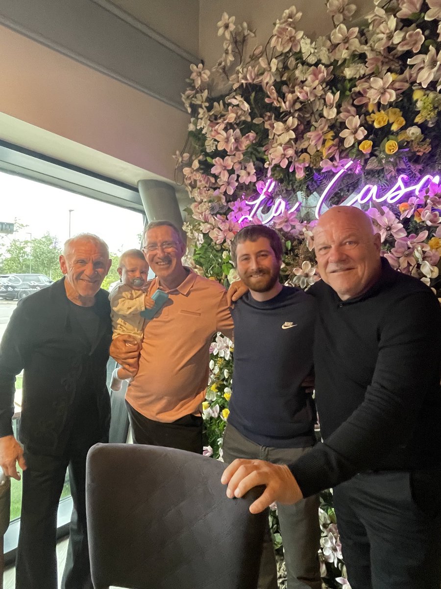 We might be leaving Goodison but Goodison will never leave us! Everton legends Peter Reid and Andy Grey. #LaCasa COYB