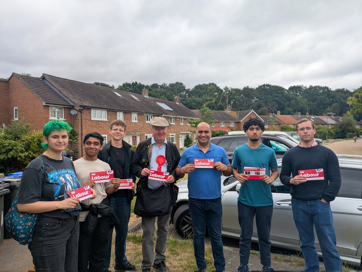 schofis's tweet image. Thanks to Surrey Young Labour for all the help in supporting our candidates in the county council and borough by-elections in Woking on 10th July