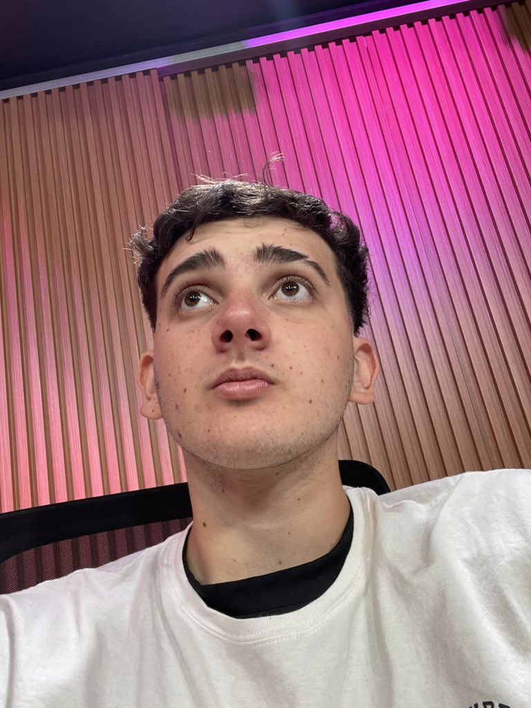 Agusneta tweet media