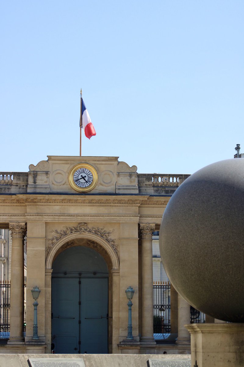 Pierre Pinto (@pinto_pierre) on Twitter photo 🏛️🇫🇷 Merci au <a href="/C_Szczurek/">Christopher Szczurek</a> et à <a href="/Th_Bnrdt/">Théo Bernhardt</a>, notre député alsacien, pour ces visites du Palais du Luxembourg et de l’Assemblée nationale.
Deux lieux emblématiques au cœur de notre République, qui nous rappellent l’importance du Parlement et le rôle essentiel de nos institutions dans 🏛️🇫🇷 Merci au <a href="/C_Szczurek/">Christopher Szczurek</a> et à <a href="/Th_Bnrdt/">Théo Bernhardt</a>, notre député alsacien, pour ces visites du Palais du Luxembourg et de l’Assemblée nationale.
Deux lieux emblématiques au cœur de notre République, qui nous rappellent l’importance du Parlement et le rôle essentiel de nos institutions dans