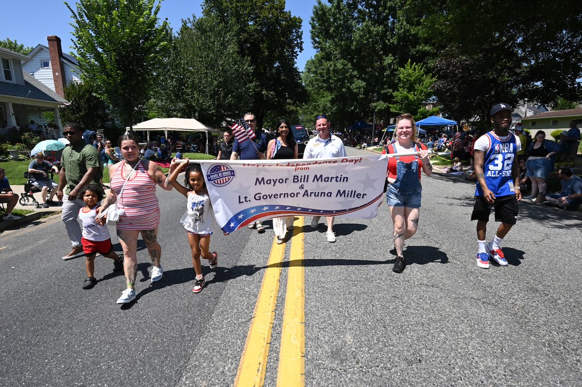 arunamiller's tweet image. The July Fourth spirit is still going strong! Honored to celebrate with Mayor Bill Martin and the people of @havredegrace—birthplace of @CalRipkenJr, decoy capital of the world, and just one vote shy of becoming our nation’s capital.