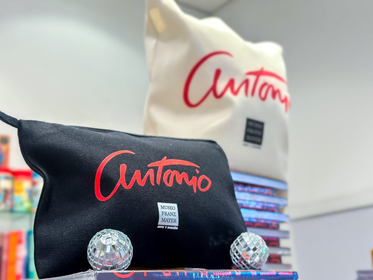 museofranzmayer's tweet photo. ¿Amante de la moda?
 💅
Date una vuelta por #LaTiendaDelFranz y descubre los productos inspirados en la exposición “Antonio. #ModaIndomable”.

Tienes hasta el domingo 13 de julio para visitarla.

🗓️ Martes a domingo, 10 a 17 horas
#NosVemosEnElFranz https://t.co/Tx9HEXUBKI