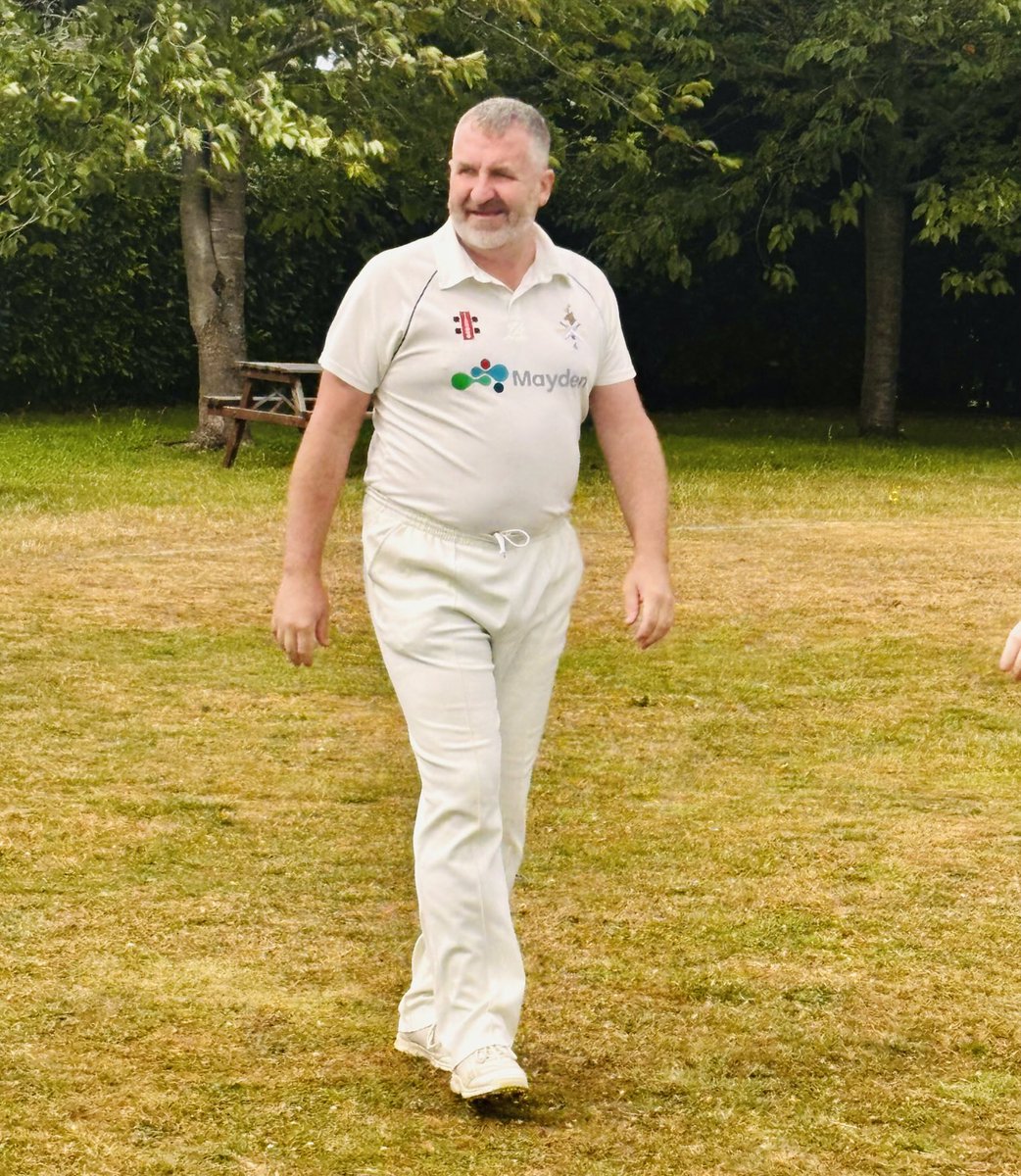 Dyrham & Hinton CC 🦌 tweet media