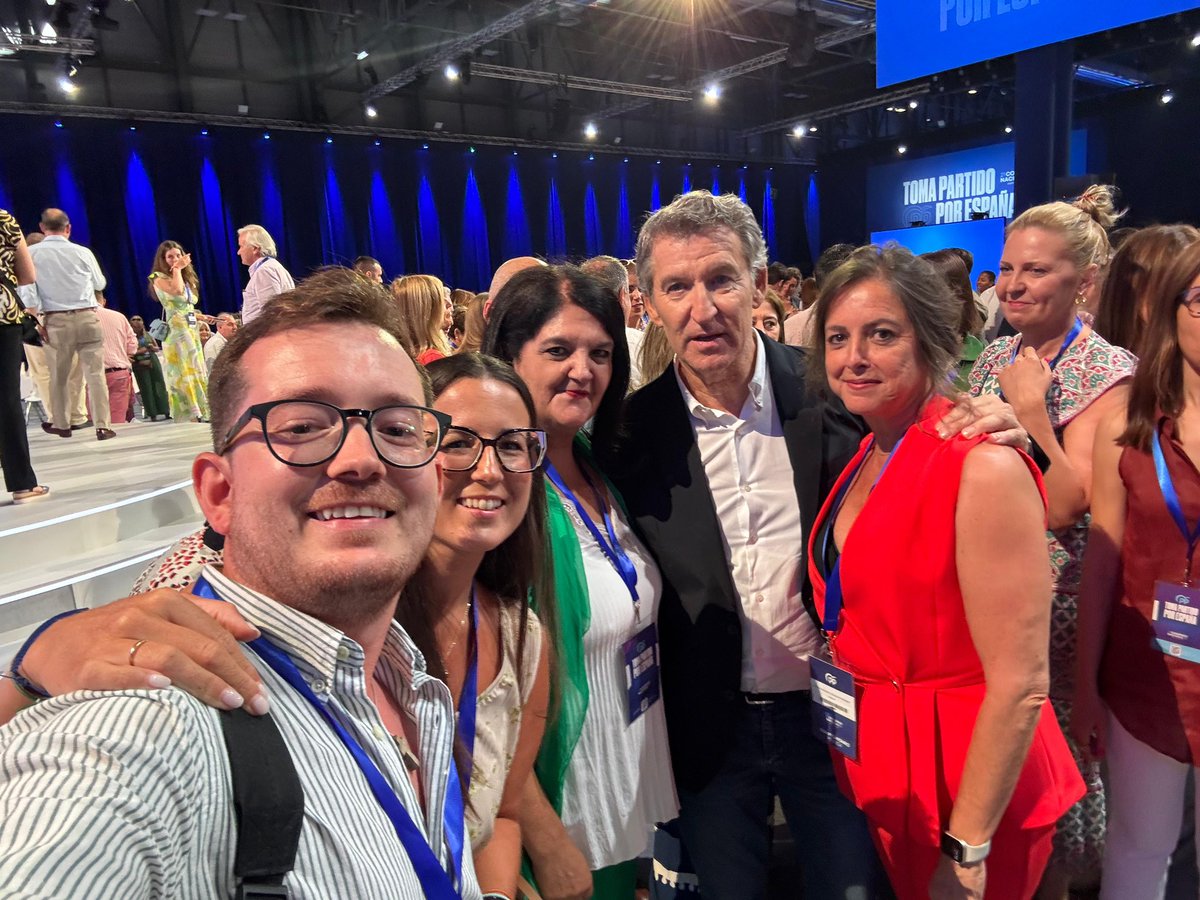 Para que gane no solamente el <a href="/ppopular/">Partido Popular</a>, sino sobre todo, para que gane España. Todo el respaldo, presidente. Por un gobierno honesto.

¡Adelante, <a href="/NunezFeijoo/">Alberto Núñez Feijóo</a>! 💙

#TomaPartidoPorEspaña 
 #21CongresoNacionalPP