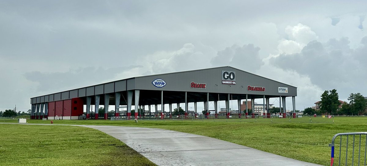 Tom Clark (@coachtomclark2) on Twitter photo Had another great weekend with a great group of coaches and campers. Being a part of the coaching fraternity at this camp is special. Manning Passing Academy 2025. 🦅 Had another great weekend with a great group of coaches and campers. Being a part of the coaching fraternity at this camp is special. Manning Passing Academy 2025. 🦅