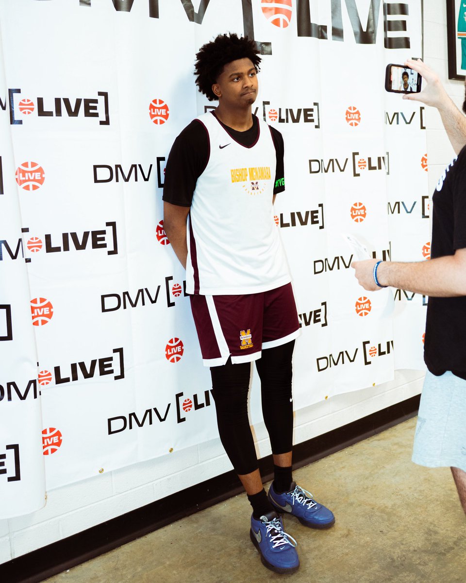 DMV Live (@dmvhoopslive) on Twitter photo Potentially no player entered DMV Live this year with more pedigree than Qayden Samuels <a href="/imqaydensamuels/">Qayden Samuels</a> .
Samuels is a <a href="/247Sports/">247Sports</a> composite 5 star recruit and it’s easy to see why. He lit it up for <a href="/McNamaraHoops/">McNamaraHoops</a> through 8 games over two weekends scoring on all three levels. Potentially no player entered DMV Live this year with more pedigree than Qayden Samuels <a href="/imqaydensamuels/">Qayden Samuels</a> .
Samuels is a <a href="/247Sports/">247Sports</a> composite 5 star recruit and it’s easy to see why. He lit it up for <a href="/McNamaraHoops/">McNamaraHoops</a> through 8 games over two weekends scoring on all three levels.