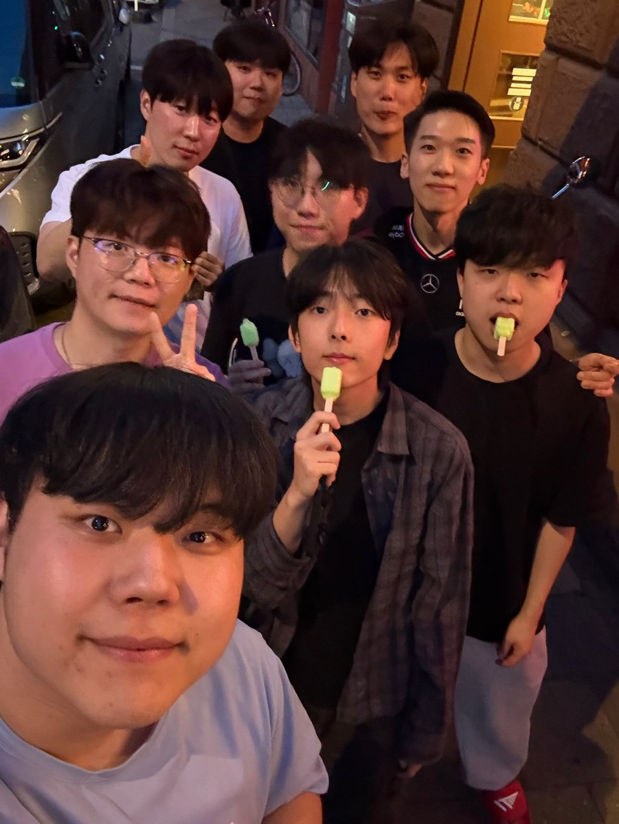 Meteorvlrt's tweet photo. Last night 🥰 https://t.co/OIiNo4aFy0