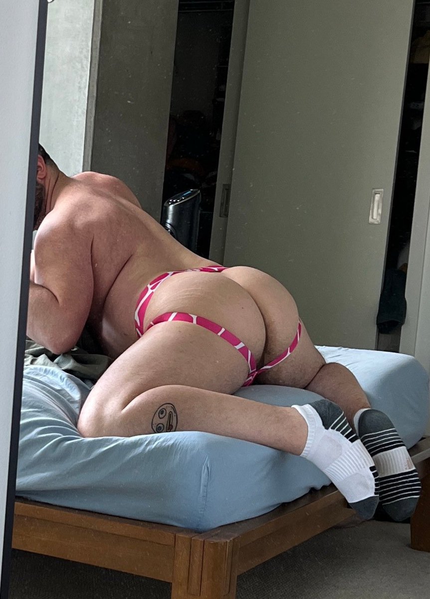 Queerxoxox.bsky tweet media