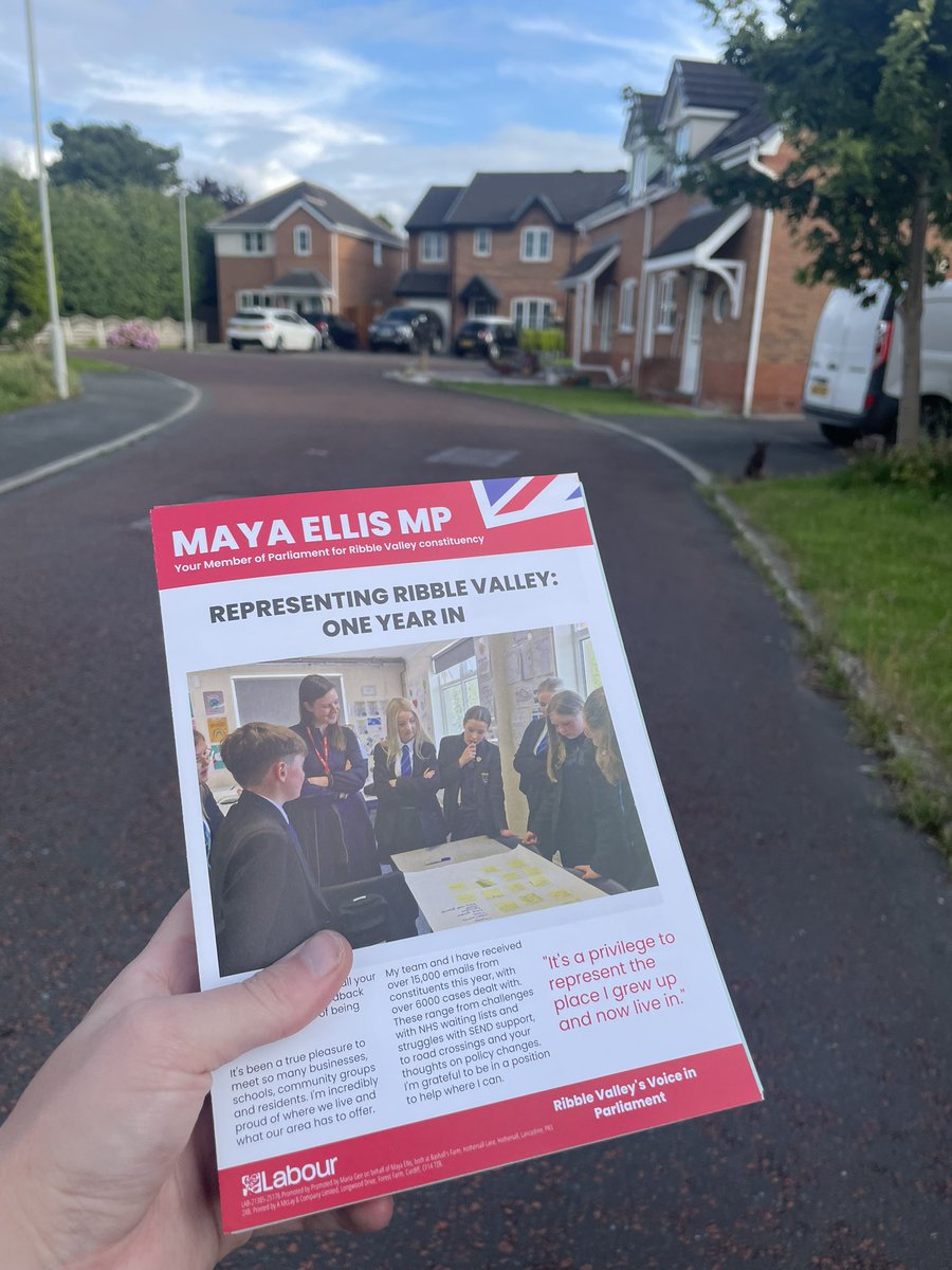 connord_291's tweet image. One year on from an unprecedented win - out in Fulwood, #Preston today delivering leaflets and speaking to residents about the first year of a Labour MP in Ribble Valley.
High praise for the work of our active, local MP 🌹