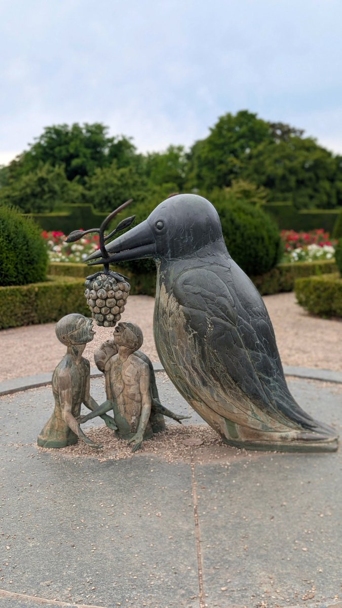 Teezkut's tweet photo. Had an amazing Eevee community day in a park some of you may recognize... Cute little stroll down the memory lane, when visiting GoFest Berlin Brother park from 2022! They have updated so many pathways and overall park... it's a crime not to have another GoFest there!!! #commday https://t.co/NE3A7S2qRL