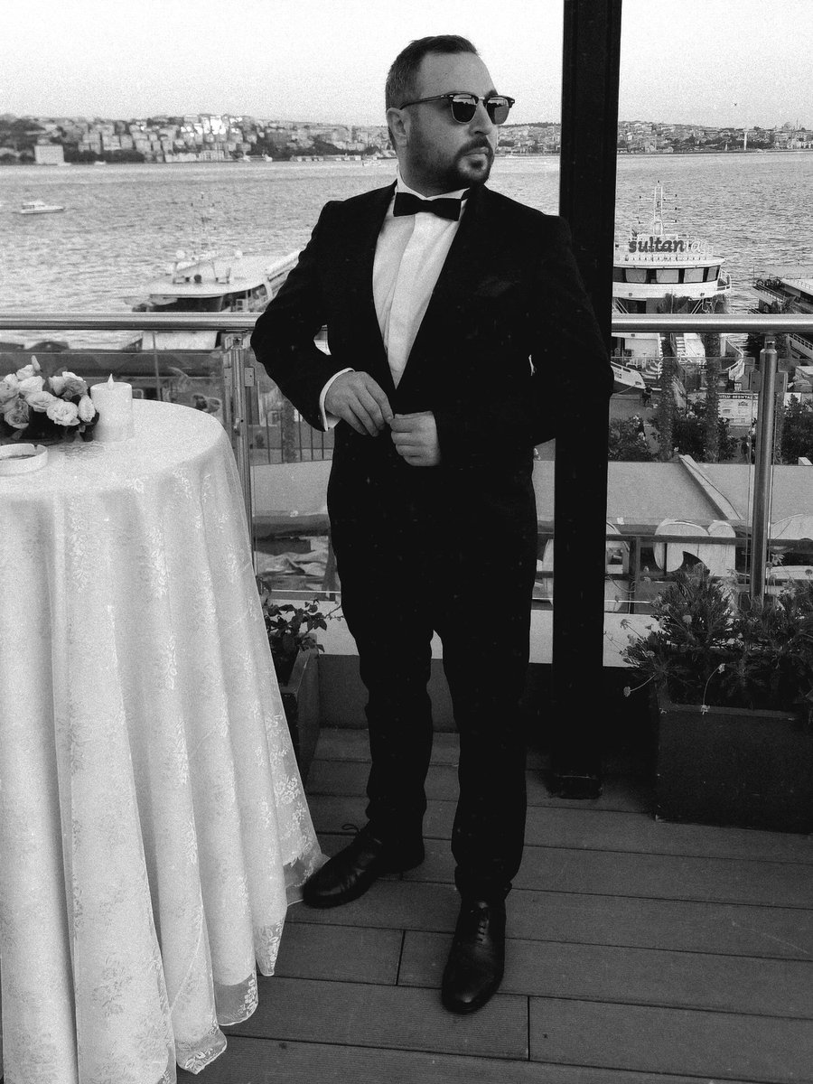 bilalercanthtr's tweet photo. Papyon Sezonu Açıldı 🕶️ https://t.co/XppVqOUMaF