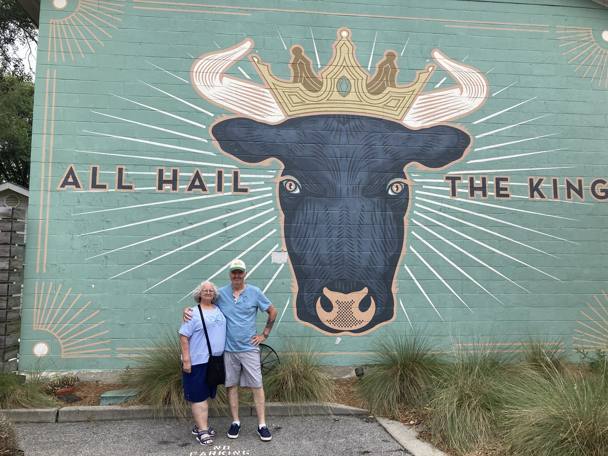 Md1819's tweet image. Enjoying the 4th weekend in SC, had some great BBQ with the family at Lewis’ in Charleston.