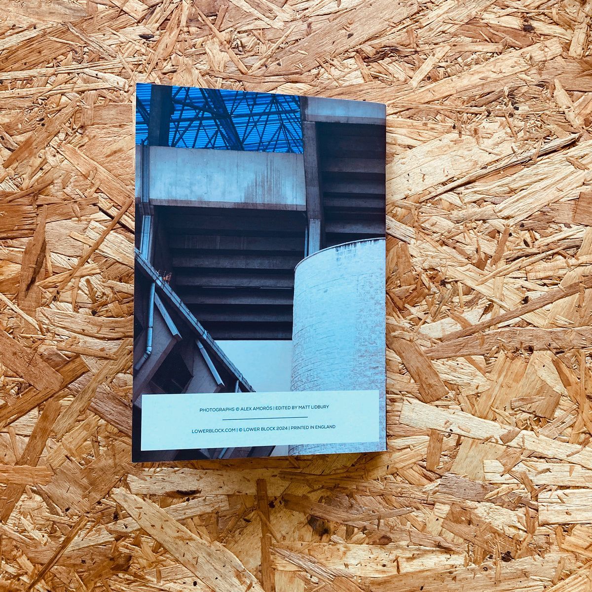 Stanchion - the football bookshop π (@stanchionbooks) on Twitter photo πππππππ | SUPER RIAZOR by <a href="/Alexamorosvives/">Alex AmorΓ³s</a>
A fantastic photozine on the architecture and surrounding of Estadio Riazor, the stunning home of Spanish football team <a href="/RCDeportivo/">RC Deportivo</a>.
@fcdgalicia <a href="/rcdlccom/">RCDLC.com</a> @lowerblock @deporcoruna
π stanchionbooks.com/products/superβ¦ πππππππ | SUPER RIAZOR by <a href="/Alexamorosvives/">Alex AmorΓ³s</a>
A fantastic photozine on the architecture and surrounding of Estadio Riazor, the stunning home of Spanish football team <a href="/RCDeportivo/">RC Deportivo</a>.
@fcdgalicia <a href="/rcdlccom/">RCDLC.com</a> @lowerblock @deporcoruna
π stanchionbooks.com/products/superβ¦