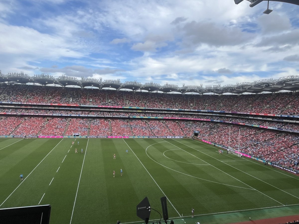 Fair play to the #Cork hurling fans-incredible support today. I’ve never seen anything like it! A great team to follow. But I was disappointed for the #Dublin hurlers - they deserved much bigger support. I also felt they battled to the end with great honesty and determination. 👏