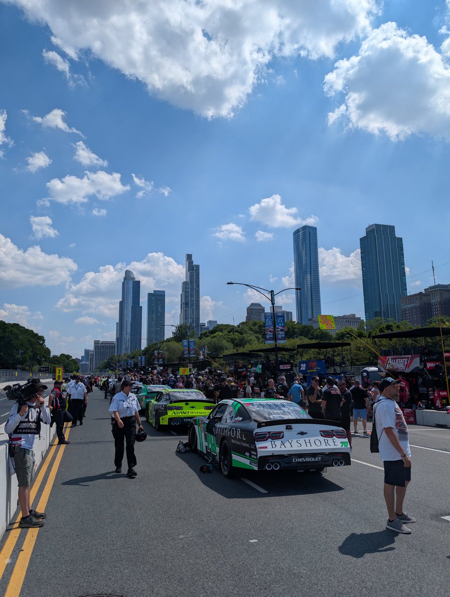 CaseyKirwan95's tweet image. Xfinity time