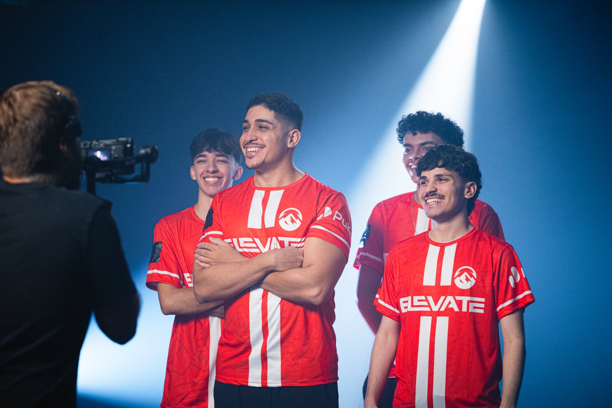 juan (@juanzp09) on Twitter photo SORTEIO DE 2 UNIFORMES OFICIAIS DA FIRMA!
comprei 2 camisas da ELEVATE e vou sortear pros meus seguidores.
pra concorrer:
⇢ Siga <a href="/ElevateGG_BR/">ELEVATE BR 🇧🇷</a>
⇢ Marque 3 amigos
⇢ Dê RT neste post
boa sorte 🔥
#ElevateVAL | #RedRebellion SORTEIO DE 2 UNIFORMES OFICIAIS DA FIRMA!
comprei 2 camisas da ELEVATE e vou sortear pros meus seguidores.
pra concorrer:
⇢ Siga <a href="/ElevateGG_BR/">ELEVATE BR 🇧🇷</a>
⇢ Marque 3 amigos
⇢ Dê RT neste post
boa sorte 🔥
#ElevateVAL | #RedRebellion