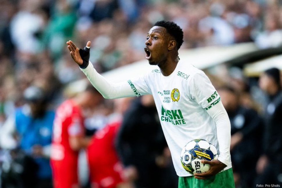 Shaquille Pinas med fem 90 minuters matcher på 20 dagar. 

Lämnade arenan efter matchen mot Värnamo på kryckor… 

Förhoppningsvis är det bara en försiktighetsåtgärd.