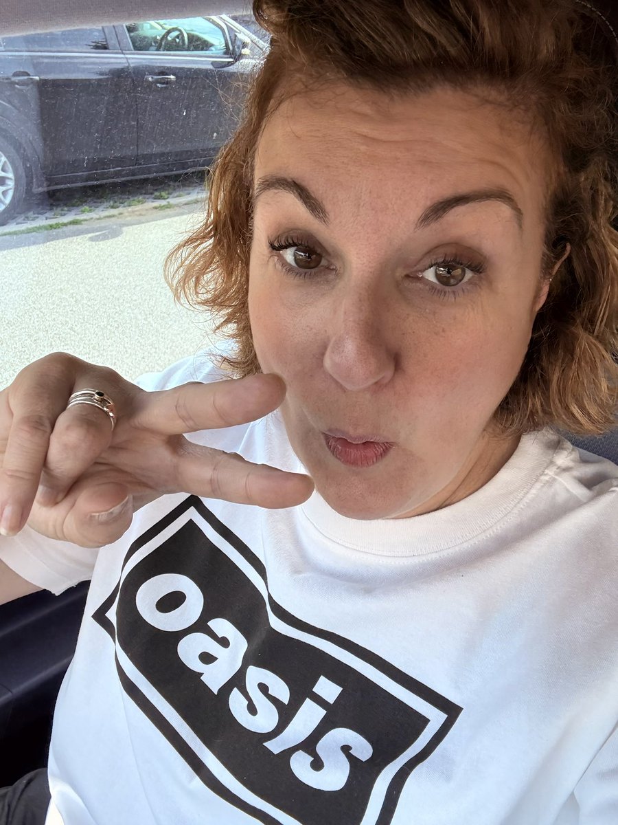 Clare Lindley tweet media