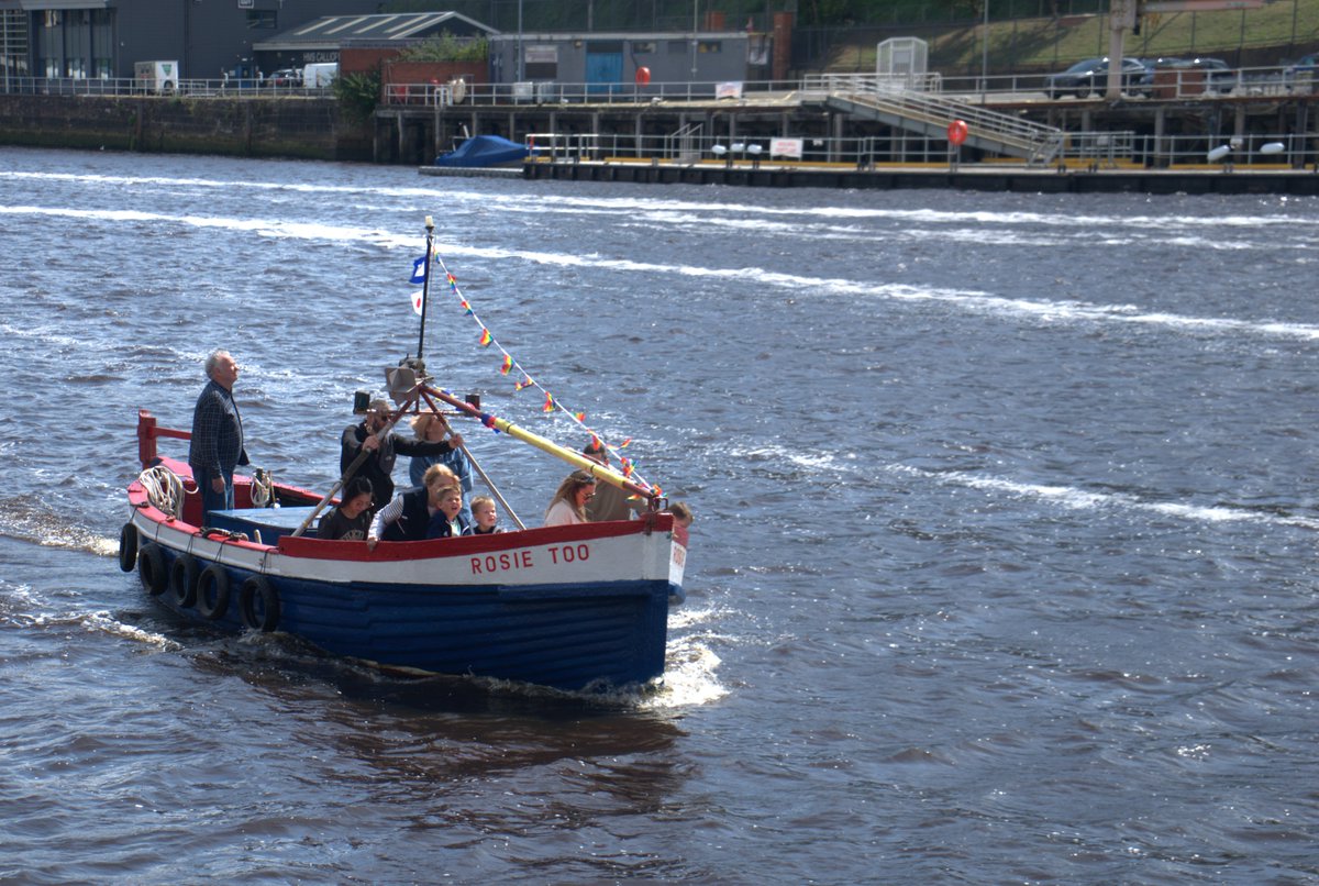 jac61941964's tweet image. A busy Newcastle Quayside Saturday the 5th of July.
#boats
#Newcastle
#Tyne