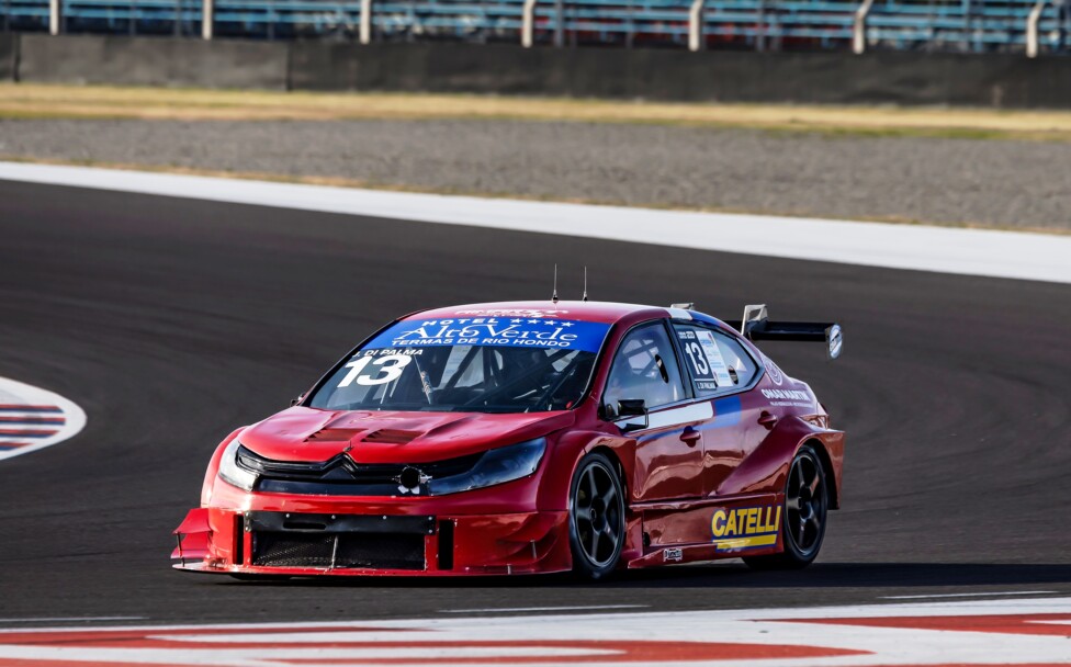 Raúl Oscar Gattelet (@raulgattelet) on Twitter photo pilotos arrecifeños #TurismoCarretera2000 #Termas
Final 1 (9 vtas, finalizó x tiempo)
P1 <a href="/jositoooooo/">Josito Di Palma</a> (Citroën) 16.24.458 = 158,107 km/h.
P3 <a href="/AgustinCanapino/">Agustín Canapino 🇦🇷</a> (Renault) + 12.084
R. Vta: <a href="/jositoooooo/">Josito Di Palma</a> 1.48.899 = 158,811 km/h.
Foto: <a href="/Campeonesnet/">Campeones 🦅</a> pilotos arrecifeños #TurismoCarretera2000 #Termas
Final 1 (9 vtas, finalizó x tiempo)
P1 <a href="/jositoooooo/">Josito Di Palma</a> (Citroën) 16.24.458 = 158,107 km/h.
P3 <a href="/AgustinCanapino/">Agustín Canapino 🇦🇷</a> (Renault) + 12.084
R. Vta: <a href="/jositoooooo/">Josito Di Palma</a> 1.48.899 = 158,811 km/h.
Foto: <a href="/Campeonesnet/">Campeones 🦅</a>