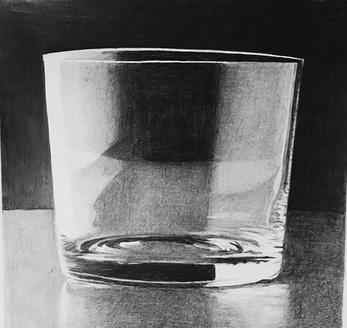 Jdani22's tweet image. This mirror image took 4 hours to draw.🙃☺️