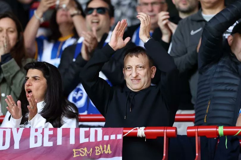 Record_Sport's tweet image. 🆕 Tony Bloom's Hearts endgame is to win the Premiership as Celtic and Rangers told when they should be 'worried'

This week's 𝘽𝙞𝙜 𝙄𝙣𝙩𝙚𝙧𝙫𝙞𝙚𝙬 has landed 📖

dailyrecord.co.uk/sport/football…