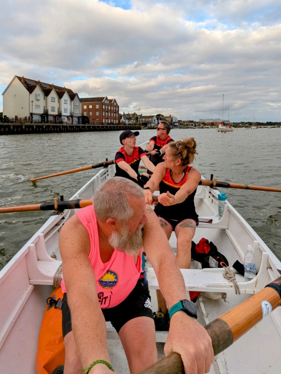 Great to be back rowing with Rowhedge Coastal Rowing Club on the River Colne 🚣🏻‍♂️