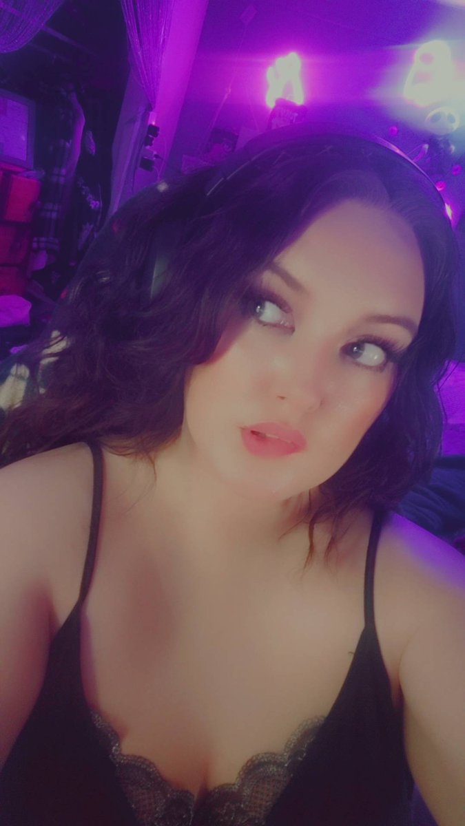 itsAlexxGaming tweet media