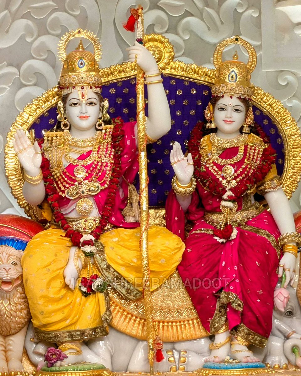 श्याम गात राजीव बिलोचन, दीन 
बंधु प्रणतारति मोचन...........!!
#ॐ_सूय_देवाय_नमः 🙏
#श्री_राम_शरणं_मम् 🙏
#शुभ_रविवार_वंदन
#OperationSindoor2