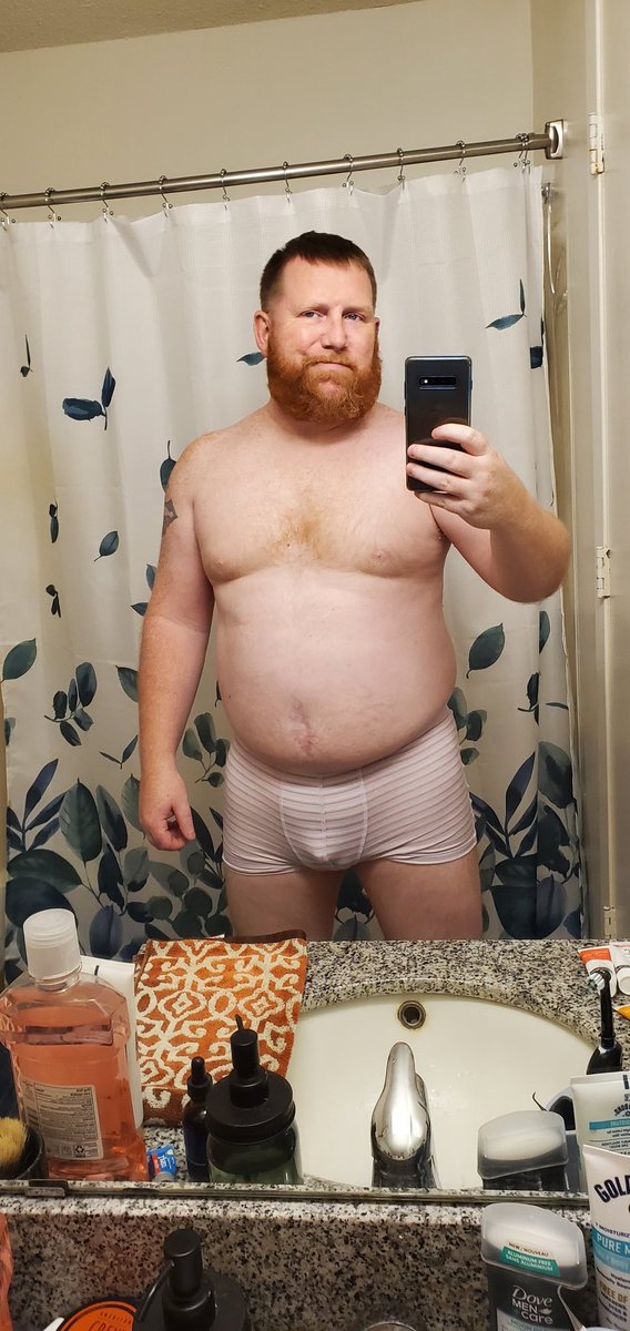 MrRed82's tweet image. I was feeling myself a little tonight. Pics for you all!