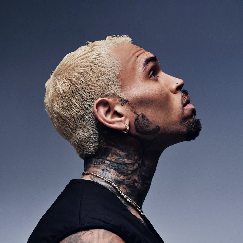 BreezyRelated's tweet image. Chris Brown’s top entries on Apple Music’s 500 most streamed songs of all time.

#9 - No Guidance (feat. Drake)
#117 - Under The Influence 
#139 - Go Crazy (with Young Thug)