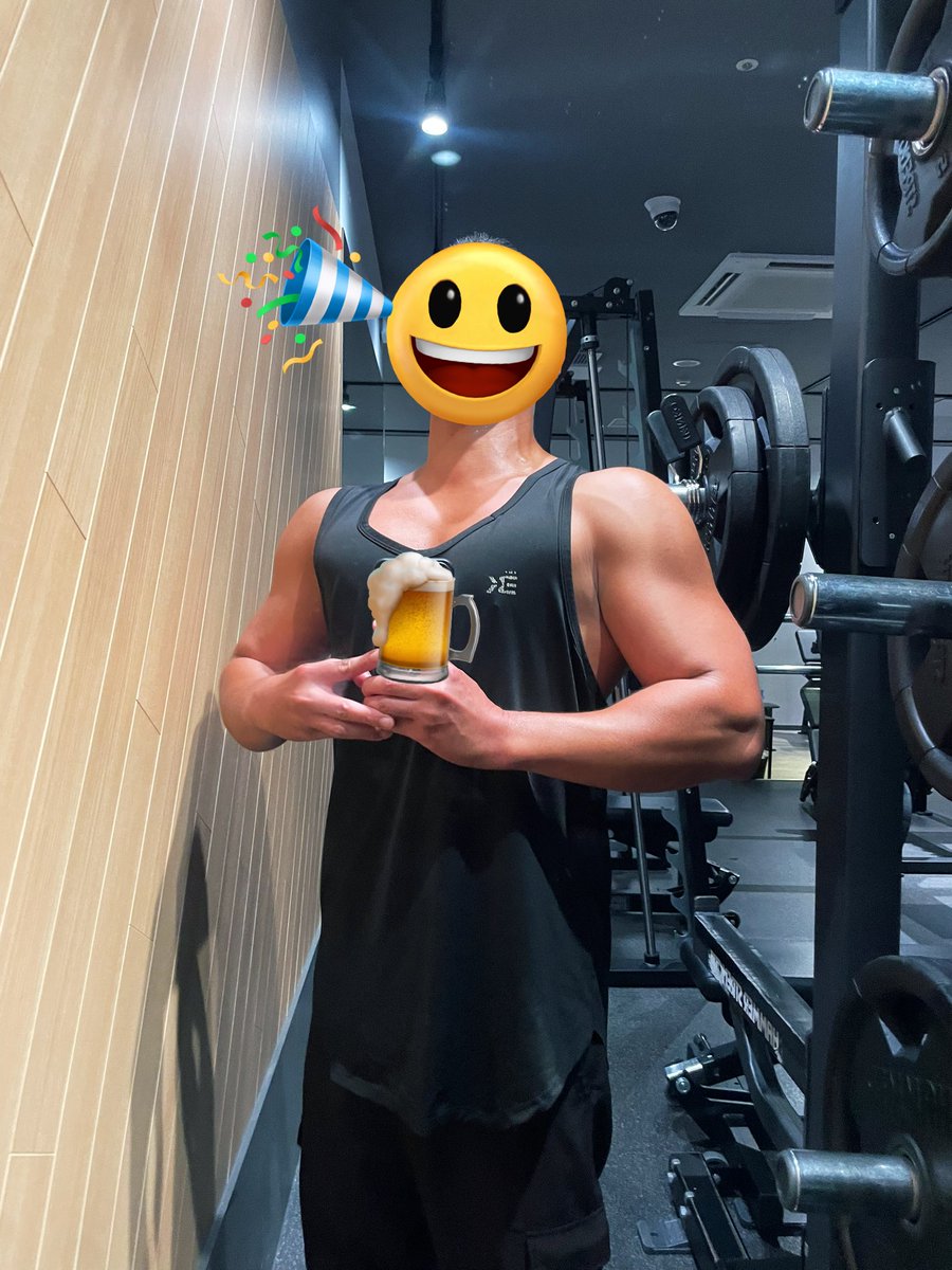 思いっきり鼻噛んだら、右耳の奥から破裂音のようなものが笑
鼓膜が小破した模様

左より少し聞こえづらい😇

鼻は優しくかまないといけませんな