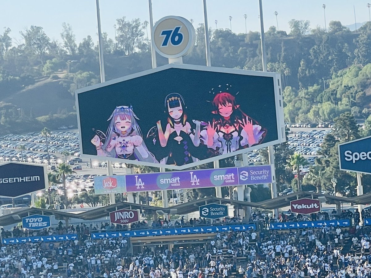 AmiAmi_English's tweet image. Take me out to the ball game 🎶
⚾️🗿 ⚾️ 🐙 ⚾️ 💎⚾️
SO HYPED!!!!!!!!!!
#hololiveDodgers #WAHmbassadorship