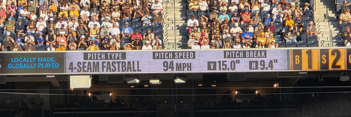 Cool addition to the scorebug after every pitch. #ForTheFaithful