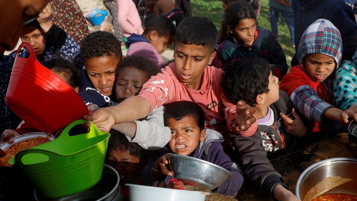 YodaBoost's tweet photo. Gaza’s obesity rate - 0% 

Not by choice
Just decades of pedoland drip-feeding them survival rations. 
And since 2024? Total blockade. 
Food &amp; water inexistent, prices insane.
Guess who suffers the most👶👨‍👩‍👧‍👧?
Speaking of demonic statistics
@SOSGaza

https://t.co/e0LNwQMqoq https://t.co/Qmpkyv9Y0y