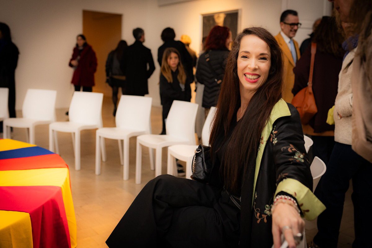 En su décimo aniversario, BIENALSUR vuelve a posicionar al arte como herramienta de pensamiento crítico, memoria y futuro compartido.