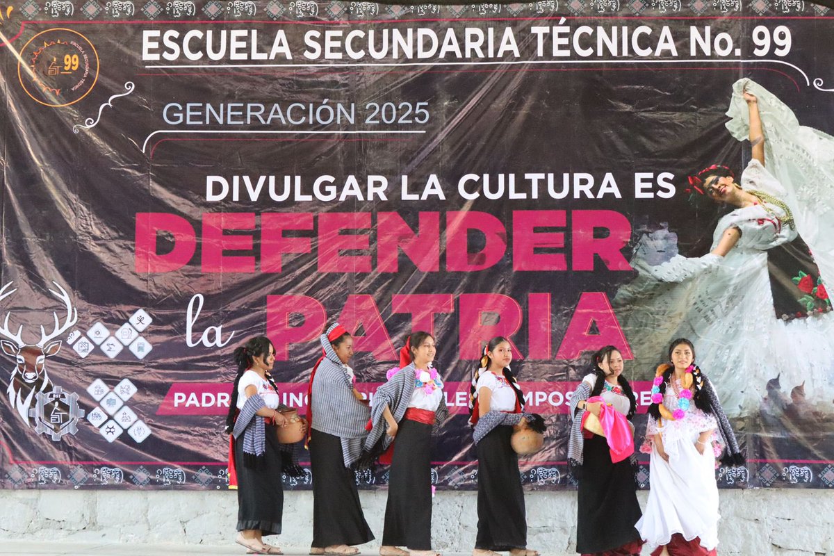 ArisCamps's tweet image. Gracias por la invitación que me hicieron para asistir a la graduación del Preescolar Tlanesse y de la Primaria Juan Manuel Celis Ponce, donde la Doctora Soraya Córdova Morán fue madrina de generación.

#EducaciónParaElProgreso #GeneraciónDelFuturo #OrgulloMexicano #