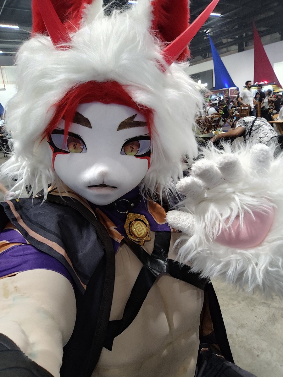 MTOFKigu's tweet image. I finally got Itto's costume today, so I had a test drive of sorts at @animefriends #AF2025
Now I need a white hada with his marks on it 🤔
#AratakiItto #荒瀧一斗 #GenshinImpact #原神 #kigurumi #kigurumimask #furkig #kigfurry #着ぐるみ