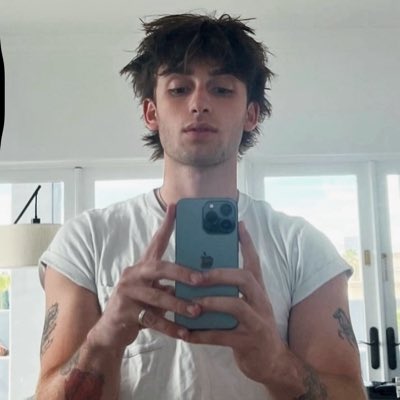 hell yes 😛😛😛😛 #NewProfilePic