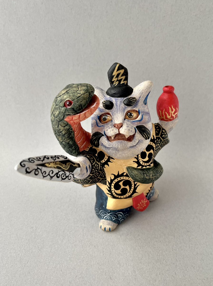 MQONMAjunRiptul's tweet photo. ◆個展のお知らせ
「ハレの日」をテーマにした個展をピカレスクアートギャラリーさんにて開催中！強そうなにゃんこ作品も揃ってます😼
◆会期
2025年7月2日(水) – 7月13日
◆店頭営業日時
毎週水 – 金、土日祝：11時 – 18時
◆会場
Picaresque Art Gallery
#picaresquegallery #Picaresque #猫
#個展 https://t.co/sCpJhfL5ef