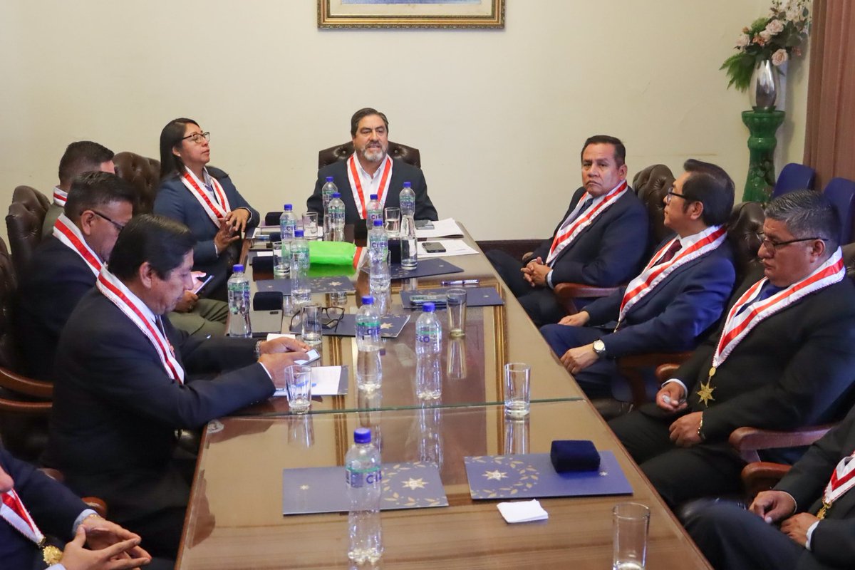 JUDECAP_OFICIAL's tweet image. 🔵🇵🇪 #NotaDePrensa | RAÚL CANELO RABANAL, DECANO DEL CAL, ASUME LA PRESIDENCIA DE LA JUDECAP

➡️Leer nota de prensa: tinyurl.com/36jbt5c7