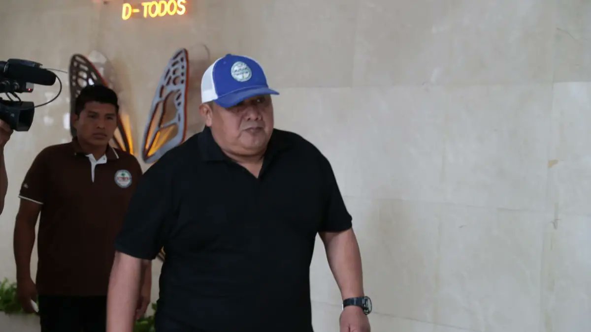 El dirigente sindical
Francisco Smith se encuentra recluido junto a otro dirigentes sociales en la mega joya.
Son nuestros presos políticos.
Exigimos Justicia y libertad.

- En Panamá, se violan derechos humanos 🟥

LIBERTAD para PANCHO!