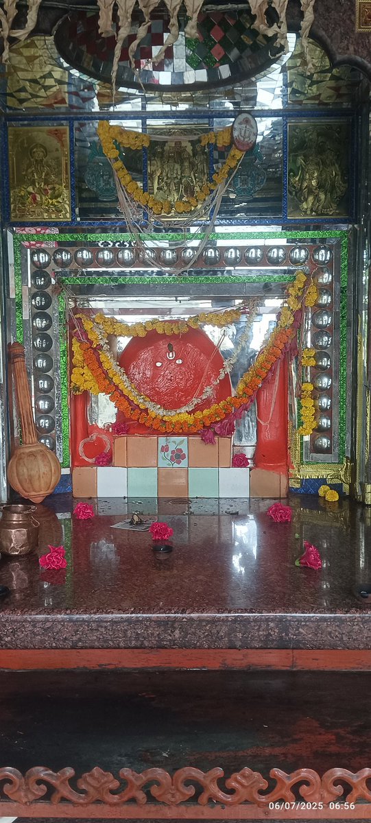Mukeshh ChoudharyЁЯМ╖ЁЯЪй (@monurajasthan) on Twitter photo рдмрд╛рдмрд╛ рдХреА рднрдХреНрддрд┐ рдХрд╛ рдирд╣реА рд╣реИ рдХреЛрдИ рд╡рд╛рд░ ,
рд╣рд░ рджрд┐рди рд╢рдирд┐ рдФрд░ рд╣рд░ рджрд┐рди рдордЧрдВрд▓рд╡рд╛рд░ !
рджрд░рдмрд╛рд░ рдореЗ рдмрд╛рдмрд╛ рдЬрдм рд░рд╣рддрд╛ рд╣реИ рд╣рд░ рд╡рд╛рд░!
рддреЛ рдлрд┐рд░ рд╕реЗрд╡рд╛ рдХреЗ рд▓рд┐рдП рдХреНрдпреЛ рджреЗрдЦреЗ рд╣рдо рд╡рд╛рд░ !
#рдЬрдп_рд╢реНрд░реА_рд░рд╛рдо
#рдЬрдп_рдмрдЬрд░рдВрдЧрдмрд▓реА
рд╢реНрд░реА рдмрдЧреАрдЪреА рд╡рд╛рд▓реЗ рд╣рдиреБрдорд╛рди рджрд░реНрд╢рди 06/07/2025
рд░рд╡рд┐рд╡рд╛рд░ рдмрд╛рдмрд╛ рдХреА рднрдХреНрддрд┐ рдХрд╛ рдирд╣реА рд╣реИ рдХреЛрдИ рд╡рд╛рд░ ,
рд╣рд░ рджрд┐рди рд╢рдирд┐ рдФрд░ рд╣рд░ рджрд┐рди рдордЧрдВрд▓рд╡рд╛рд░ !
рджрд░рдмрд╛рд░ рдореЗ рдмрд╛рдмрд╛ рдЬрдм рд░рд╣рддрд╛ рд╣реИ рд╣рд░ рд╡рд╛рд░!
рддреЛ рдлрд┐рд░ рд╕реЗрд╡рд╛ рдХреЗ рд▓рд┐рдП рдХреНрдпреЛ рджреЗрдЦреЗ рд╣рдо рд╡рд╛рд░ !
#рдЬрдп_рд╢реНрд░реА_рд░рд╛рдо
#рдЬрдп_рдмрдЬрд░рдВрдЧрдмрд▓реА
рд╢реНрд░реА рдмрдЧреАрдЪреА рд╡рд╛рд▓реЗ рд╣рдиреБрдорд╛рди рджрд░реНрд╢рди 06/07/2025
рд░рд╡рд┐рд╡рд╛рд░