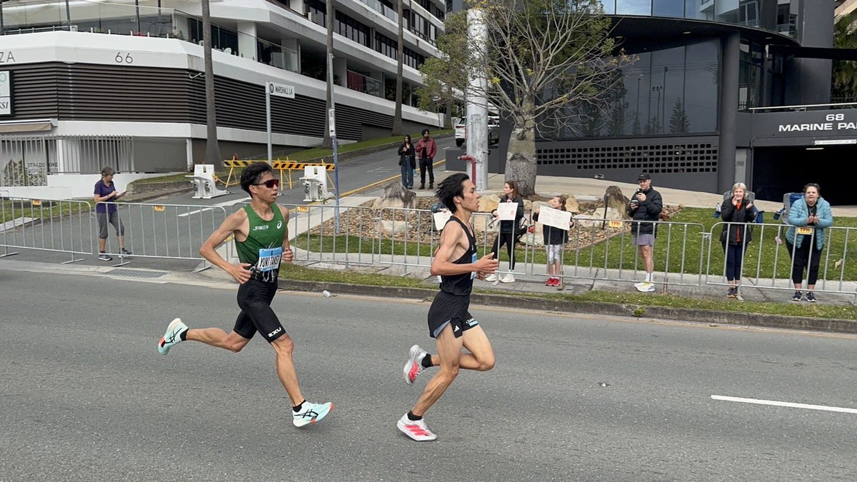 jrerunning_of's tweet photo. 【大会結果】
#ゴールドコーストマラソン 
7/5日(土)ハーフマラソン
2位🥈　
#其田健也 1時間01分10秒 自己新記録‼️
3位🥉
#作田直也 1時間01分11秒 自己新記録‼️

7/6日(日)マラソン
優勝🥇　大会新記録🏆
#竹井祐貴 2時間07分33秒 自己新記録‼️

ご声援ありがとうございました📣

#JR東日本 https://t.co/JbAq2daHHi
