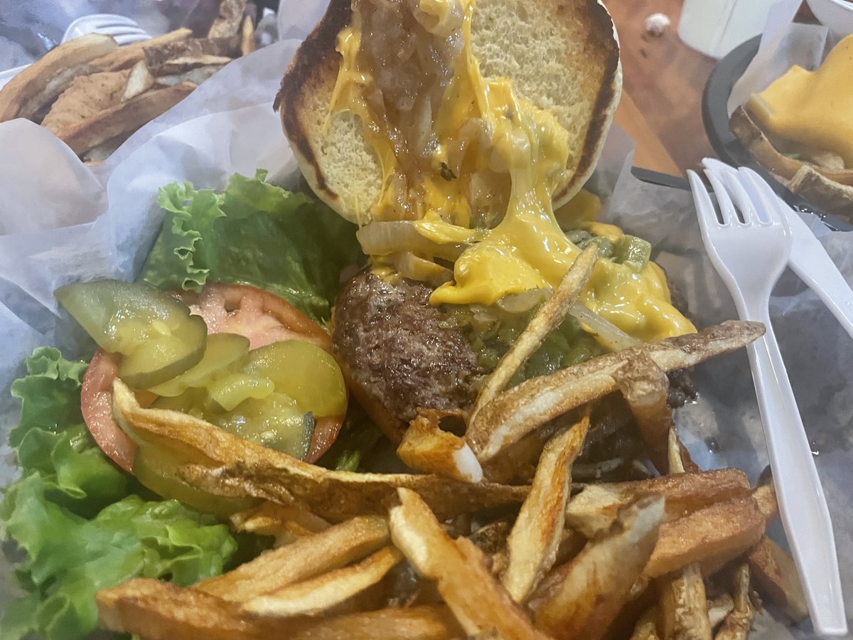 35iveBigBands's tweet photo. 4/5TH of July photo dump, went to new mex, Y'all from Exit 0 know what it is.  Pa la segiente aya me los robo y los pongo en la troca weyes, y luego van con migo pinches guapos.  Aint gonna forget u either @AndresSnch80109, @longslongs80308 and @lmeza05yt 

#Exit0 #NewMexico https://t.co/i7gsMTBIJd