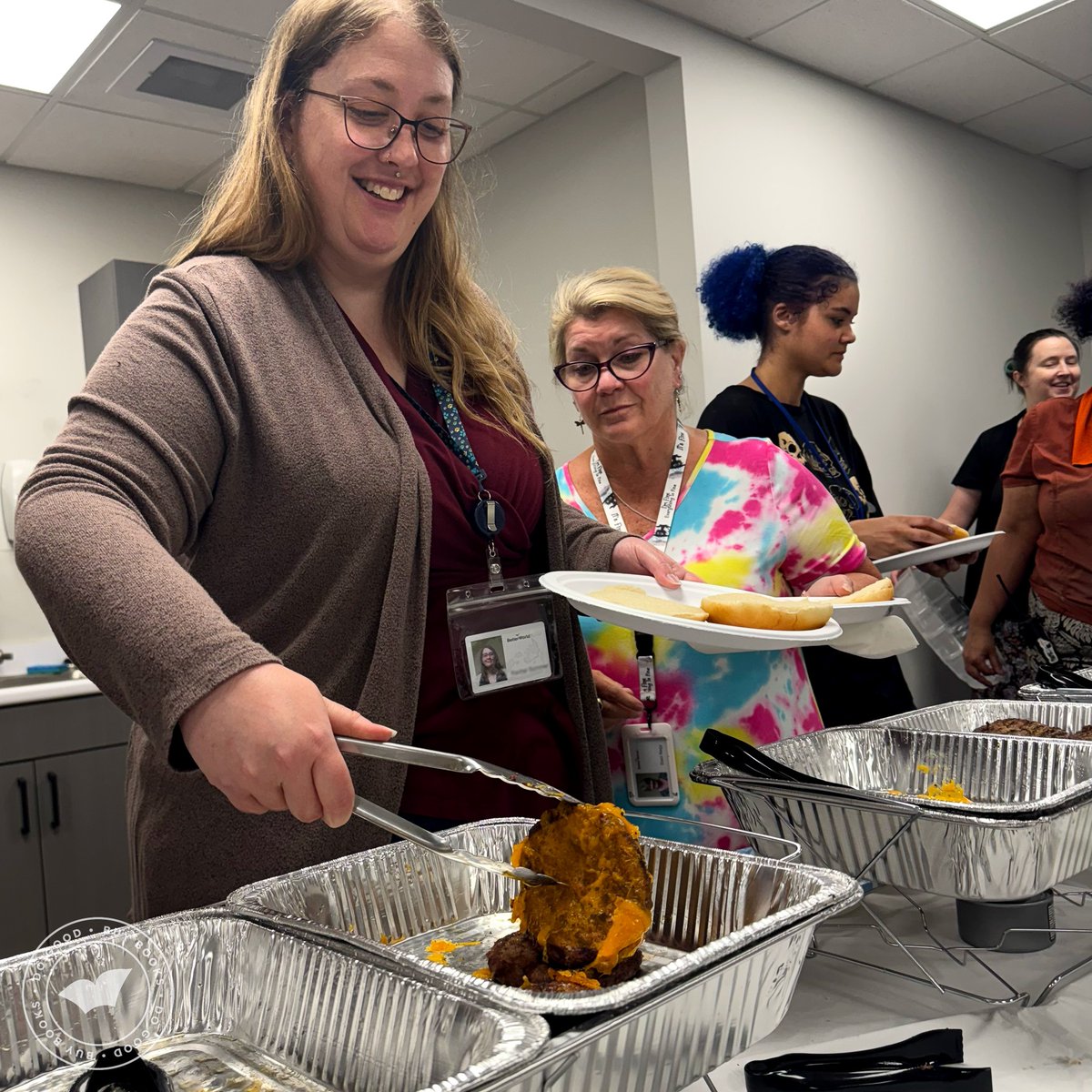 BWBooks's tweet image. Summer is here—what better time for a cookout? It was such a delight to bring our team together and reflect on the real impact each member has in our mission to support global literacy.
#betterworldbooks #buybooksdogood #teambwb #cookoutvibes #literacymission