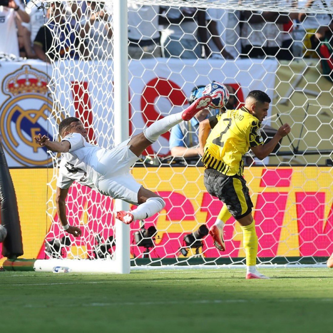 ياهو هدف .. خارق خارق خارق يا كيليان